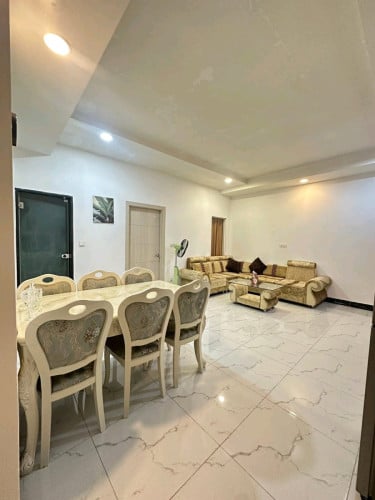 2 Bed L available