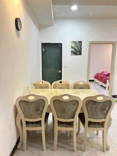 2 Bed L available