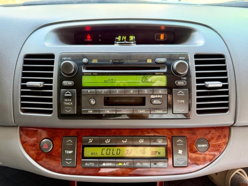 2004 Camry xle(full ពេញ) ម៉ាញ៉ែត MC