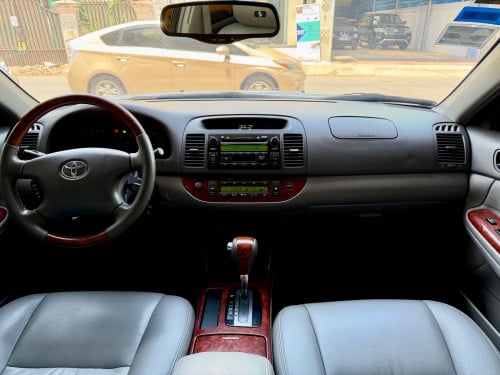 2004 Camry xle(full ពេញ) ម៉ាញ៉ែត MC