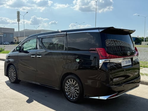 2015 Alphard  Up LM2022(V4 សាំងសុទ្ធ)