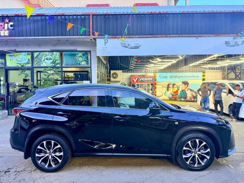 2017 LEXUS NX200T Fsport 6ប៉ូតុង គុជ3 ZIN