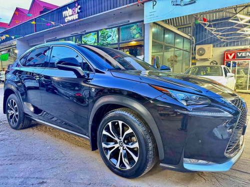 2017 LEXUS NX200T Fsport 6ប៉ូតុង គុជ3 ZIN