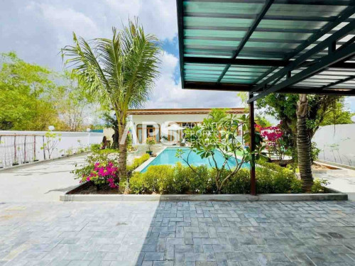 4 Bedroom Villa With Swimming Pool For Sale | Svay Dangkum | Siem Reap
