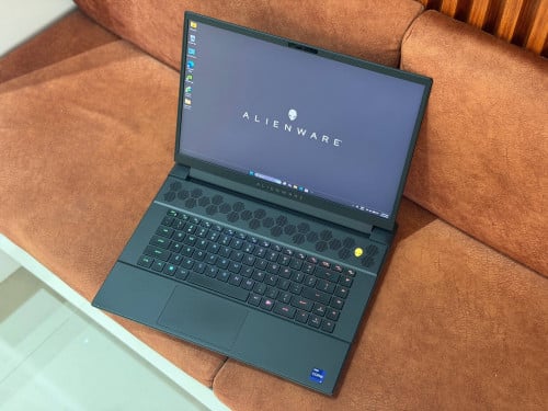 Alienware M16 R1 ( Grade A )CPU Core i9-13th, RAM 16GB, SSD 512GB, VGA Nvidia RTX4060 8GB
