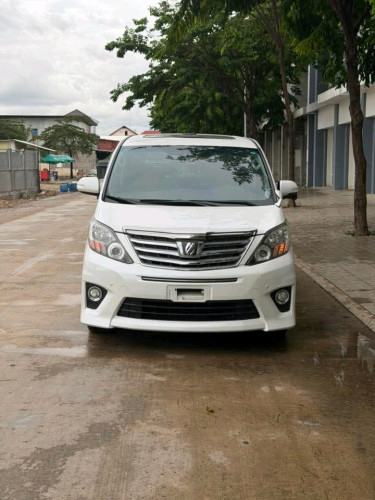 ALPHARD_2014