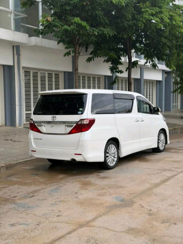 ALPHARD_2014