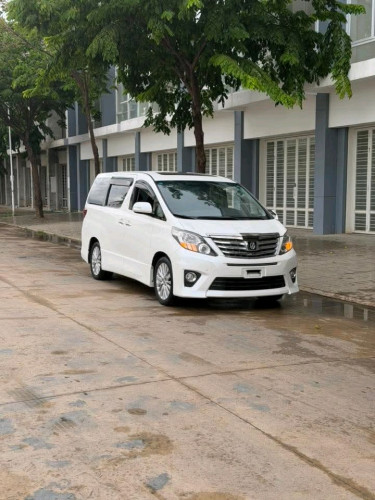 ALPHARD_2014