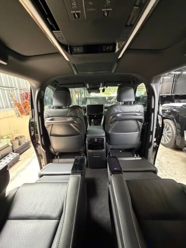 Alphard 2024 7seat កៅអីតូច full option សុី1ជុំថ្មីដូចខ្លាញ់គោ