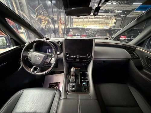 Alphard 2024 7seat កៅអីតូច full option សុី1ជុំថ្មីដូចខ្លាញ់គោ