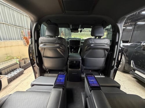 Alphard 2024 7seat កៅអីតូច full option សុី1ជុំថ្មីដូចខ្លាញ់គោ