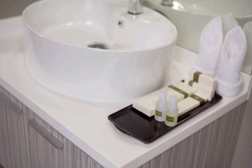 Apartment មានគ្រឿងសង្ហារឹមពេញលេញ នៅBKK2 ទំហំ100m2 តំលៃ1000$-1200$/per month