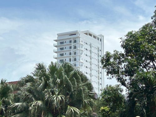 Apartments for Rent at Air Apartments!