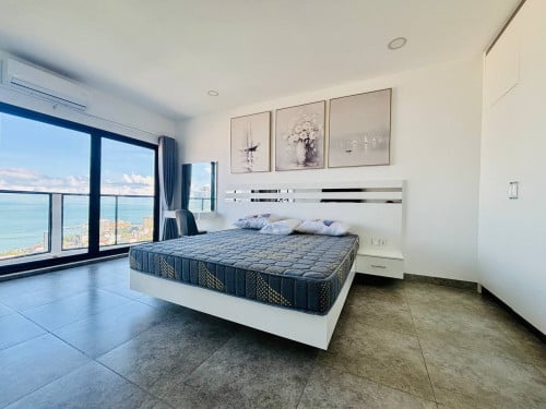 Apartments for Rent at Air Apartments!