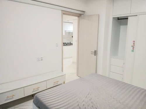 Arakawa condo two bedroom for rent