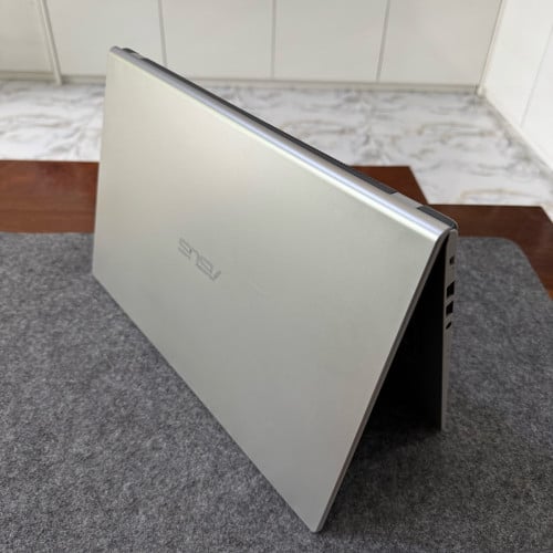 Asus V5200E 2022 CPU i7 ជំនាន់11th | 12GB DDR4 | 256GB M.2 + 1TB HDD | VGAដាច់ 2GB មានធានា 3 ខែ