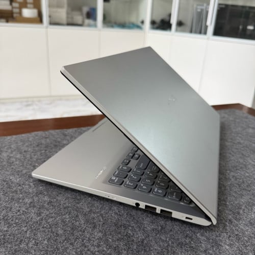 Asus V5200E 2022 CPU i7 ជំនាន់11th | 12GB DDR4 | 256GB M.2 + 1TB HDD | VGAដាច់ 2GB មានធានា 3 ខែ