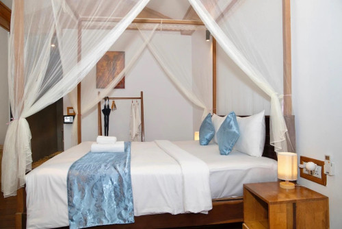 Beautiful 13 Bedroom Bungalows for Rent in Siem Reap – Svaydonkum(POOL)
