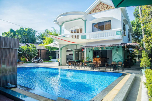 Beautiful 13 Bedroom Bungalows for Rent in Siem Reap – Svaydonkum(POOL)