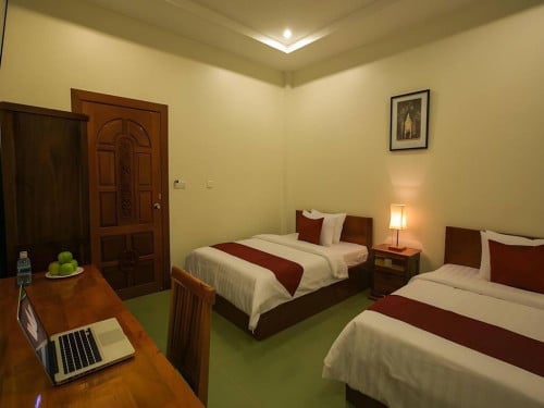 Beautiful 13– Bedroom Villa for Rent in Siem Reap – Svay Dangkum