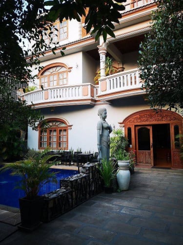 Beautiful 13– Bedroom Villa for Rent in Siem Reap – Svay Dangkum