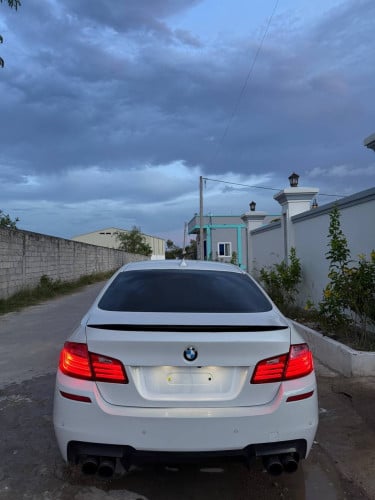 BMW 528i 2013 Upgrade To M5