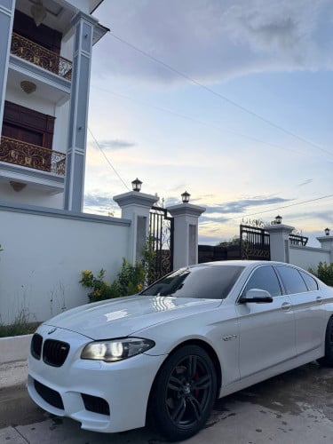 BMW 528i 2013 Upgrade To M5
