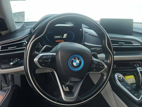 BMW i8 2016 tax paper