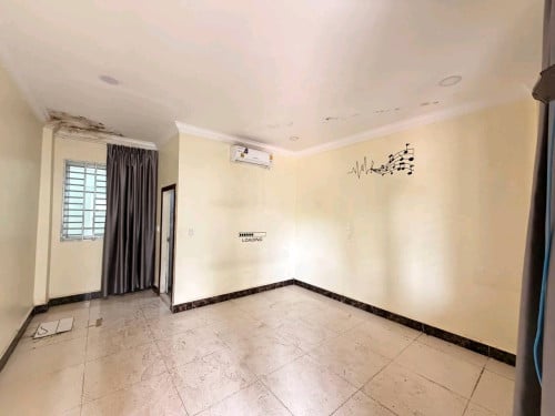 Building For Rent