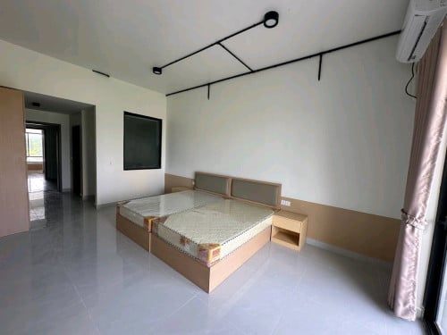 Building For Rent