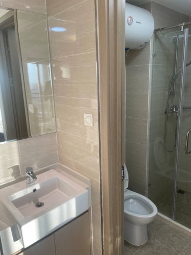Condo for rent at 60M