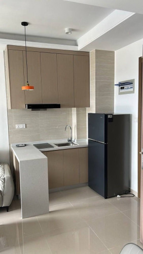 Condo for rent at 60M