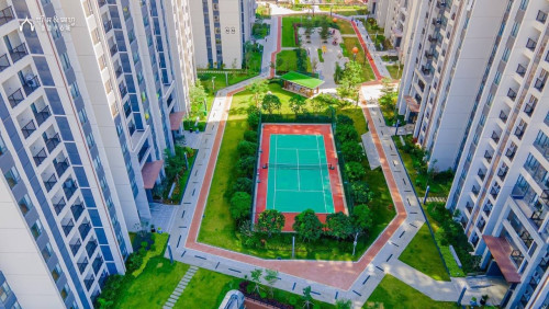 Condo for rent at 60M