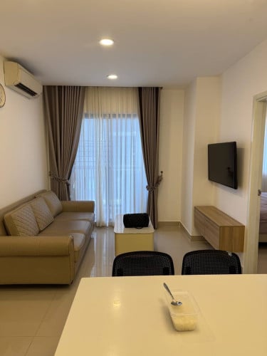Condo parkland for rent good price