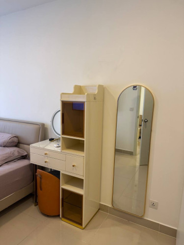 Condo parkland for rent good price