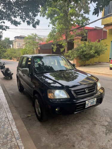 CRV 2000 ឡានស្អាត បាតខ្ចី ម៉ាសុីនអ៊េម
