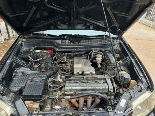 CRV 2000 ឡានស្អាត បាតខ្ចី ម៉ាសុីនអ៊េម