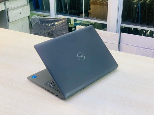 Dell Latitude 3420 14”FHD Key Lights
