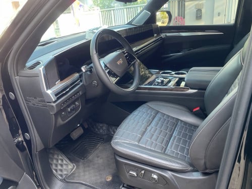 Escalade 2025 ESV