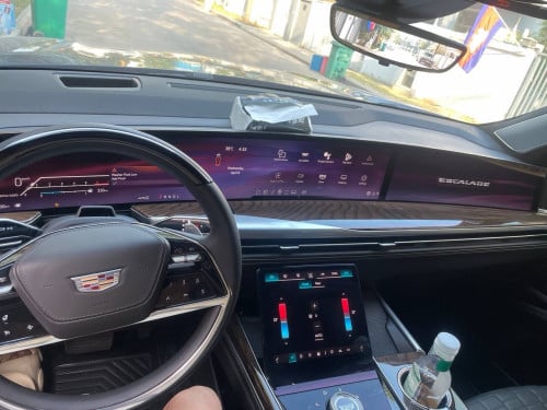 Escalade 2025 ESV