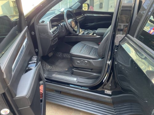 Escalade 2025 ESV