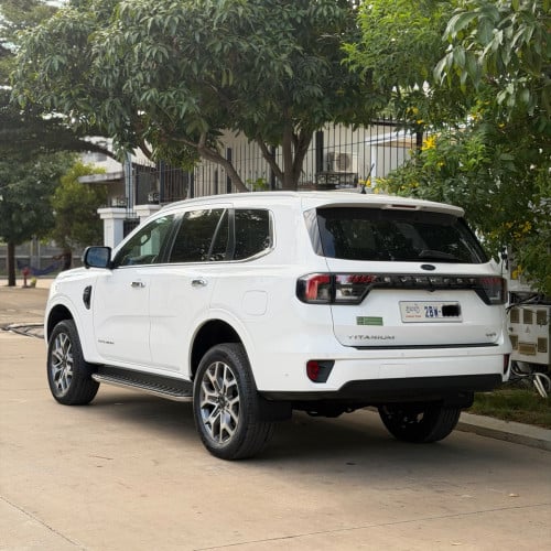 Ford Everest 023 titanium