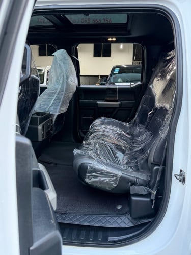 Ford F-150 Raptor 2019 LOBO , ស្លាកលេខ​ , 2BJ , ម្ចាស់ដេីម​ទិញខ្លាញ់គោ​