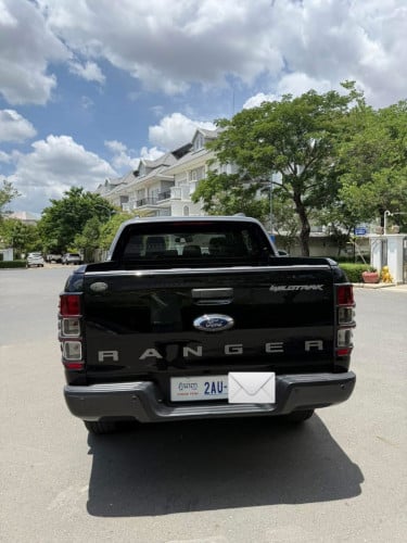Ford Ranger Wildtrak2018 ពណ៏ខ្មៅវេីតៗបងៗ