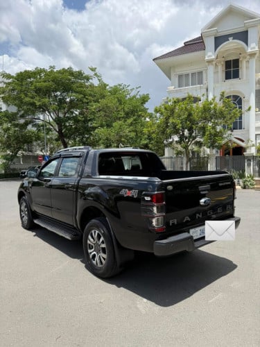 Ford Ranger Wildtrak2018 ពណ៏ខ្មៅវេីតៗបងៗ