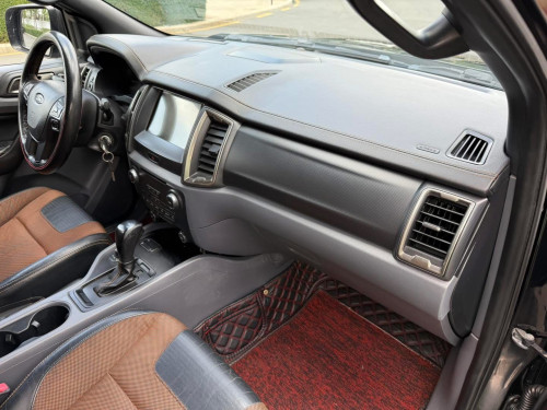 Ford Ranger Wildtrak2018 ពណ៏ខ្មៅវេីតៗបងៗ