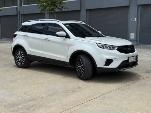 Ford Terriyory Titanium2022 ប្រេីបាន2មុឺនគីឡូ