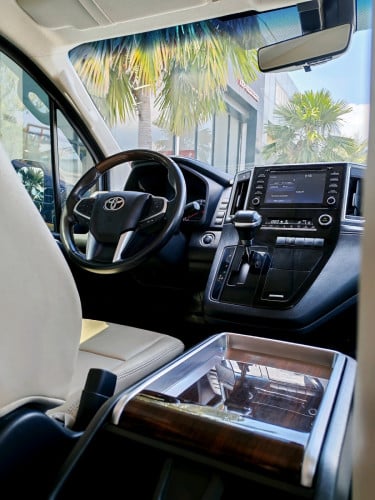 Granvia VIP 6seats 2020 V6 3.5L