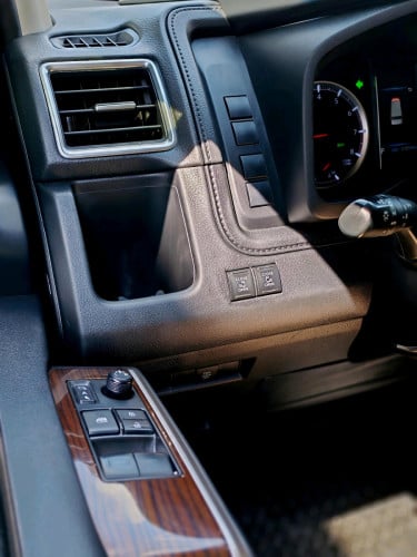 Granvia VIP 6seats 2020 V6 3.5L