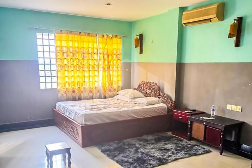 Guesthouse Building for Rent-Sale